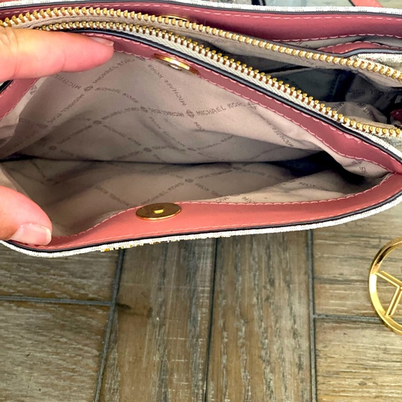 Michael Kors Purse - Picture 4 of 5